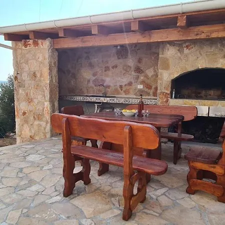 Vakantiehuis House And Relax With Sea View And Jacuzzi *