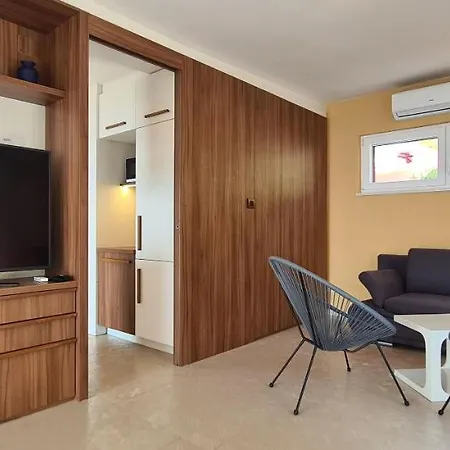 House And Relax With Sea View And Jacuzzi Vakantiehuis *