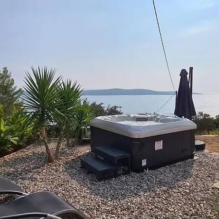 House And Relax With Sea View And Jacuzzi Vakantiehuis